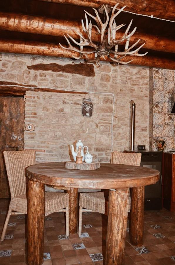 Antiguo Rincon Hotel Colungo Ngoại thất bức ảnh